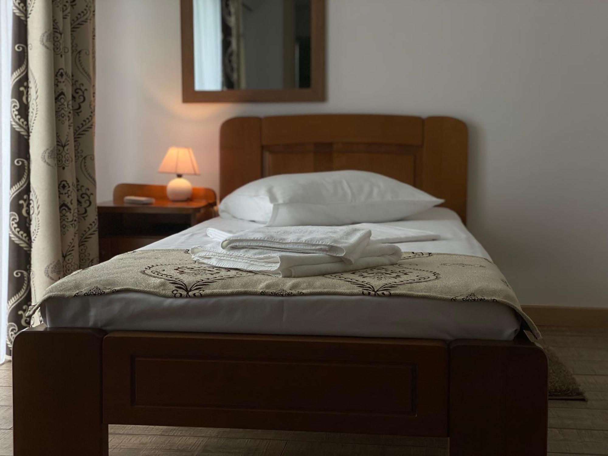 Bed and Breakfast Casa Irinella Сату-Маре Экстерьер фото